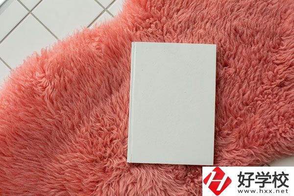 懷化啟航衛(wèi)生學(xué)校護(hù)理專業(yè)好不好？學(xué)費(fèi)貴嗎？