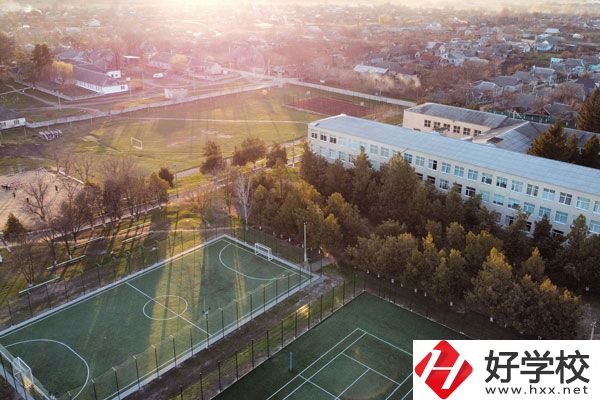 郴州建筑學(xué)校招生條件和招生對(duì)象是什么？