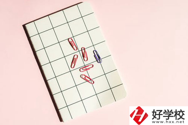 瀘溪縣第一職業(yè)中學(xué)怎么樣？是職高嗎？