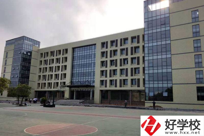 永州工業(yè)貿(mào)易中等專業(yè)學(xué)校有哪些專業(yè)？