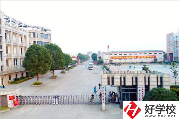 湖南醫(yī)衛(wèi)類中專有哪些？學(xué)校開設(shè)了什么專業(yè)？