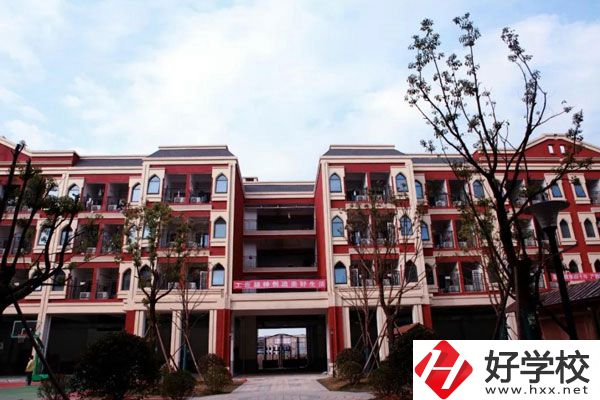 長(zhǎng)沙湘麓醫(yī)藥中等職業(yè)技術(shù)學(xué)校中藥專業(yè)怎么樣？