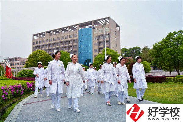 衡陽辦學(xué)規(guī)模排前三的中專是哪幾所？有什么辦學(xué)特色？