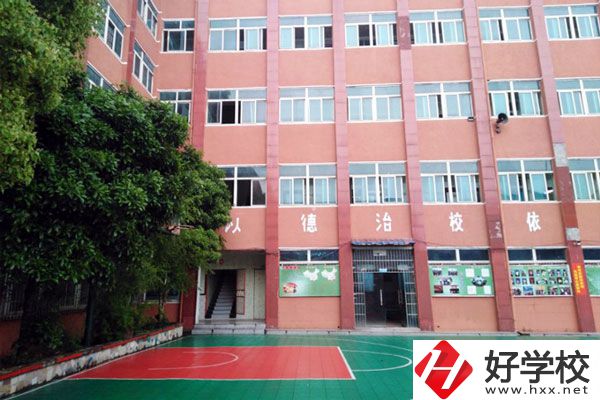 岳陽市中山財經(jīng)職業(yè)學(xué)校好不好？值得報考嗎？