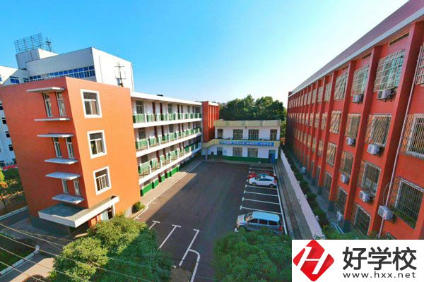 湖南省水利水電建設(shè)工程學(xué)校有哪些專業(yè)？收費如何？