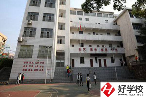 想在衡陽讀中專的藝術(shù)生，可以看看這兩所學(xué)校