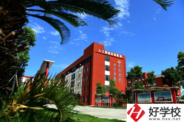 華容縣職業(yè)中專好不好？有什么推薦專業(yè)？