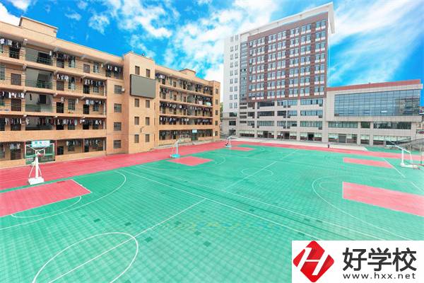 湘潭有哪些適合女生學習的職校？女生該如何選擇職校？