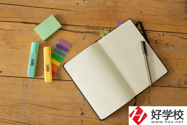 湖南省懷化工業(yè)中等專業(yè)學(xué)校好不好？學(xué)校環(huán)境怎么樣？