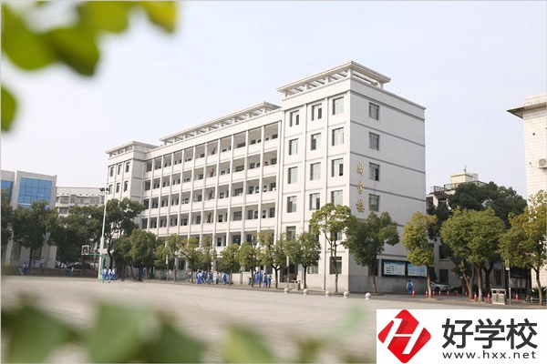 益陽師范學(xué)校口碑怎么樣？有些什么專業(yè)推薦？