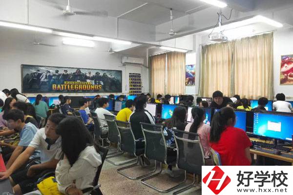 湘潭縣就業(yè)職業(yè)技術(shù)學校怎么樣?校園設施怎么樣?