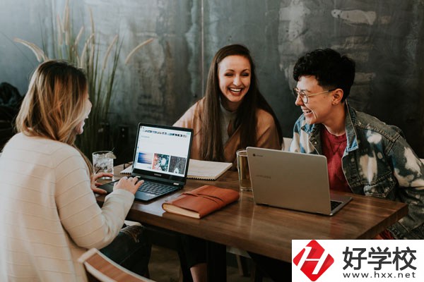 湖南省祁陽師范學(xué)校好不好？宿舍壞境怎么樣？