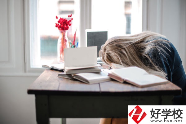 洪江市職業(yè)中專學(xué)校好不好？宿舍怎么樣？