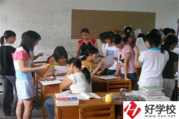湖南初中畢業(yè)成績(jī)非常差選什么學(xué)校好？還有前途嗎？