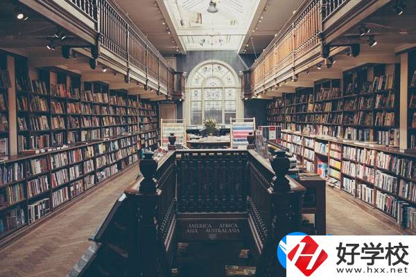 長沙岳麓區(qū)有哪些民辦職校？好不好？