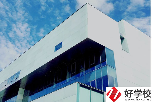 桂陽縣職業(yè)技術教育學校招生辦電話是什么？